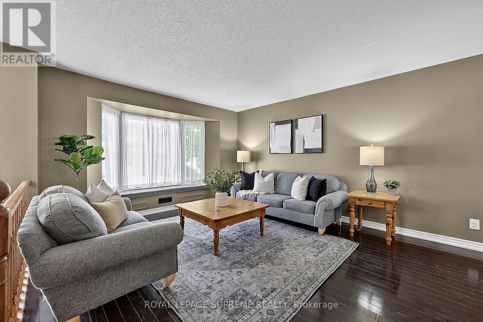 12 Pridham Crescent, Essa, Ontario  L3W 0G5 - Photo 9 - N13667158