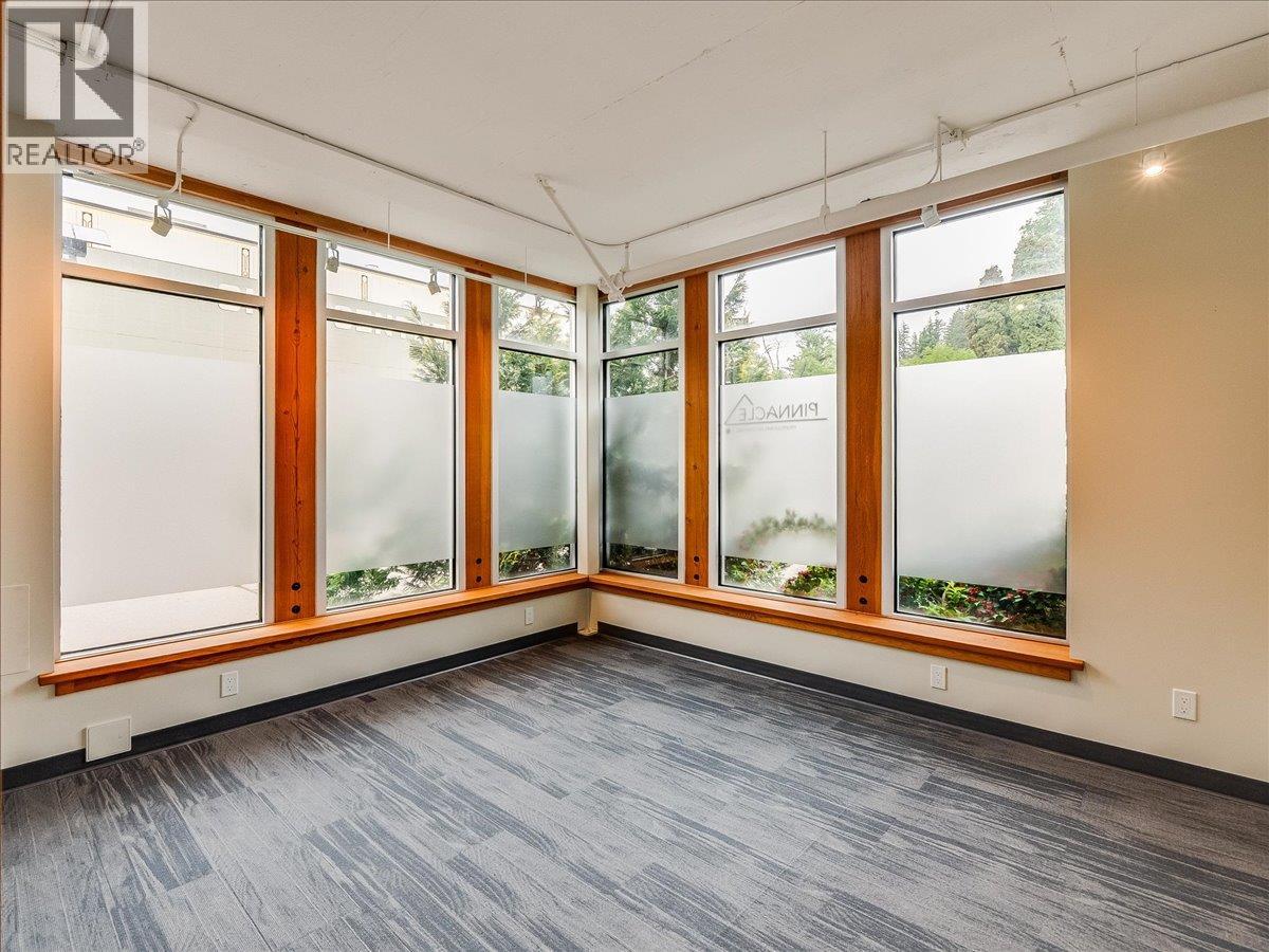 754 Vernon Street, Nelson, British Columbia  V1L 4G2 - Photo 8 - 10392742
