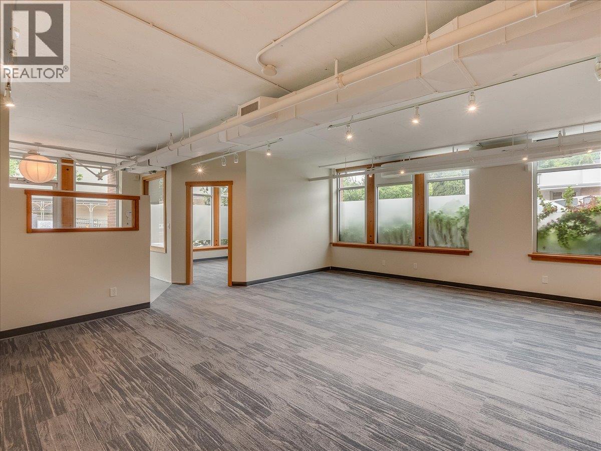 754 Vernon Street, Nelson, British Columbia  V1L 4G2 - Photo 5 - 10392742