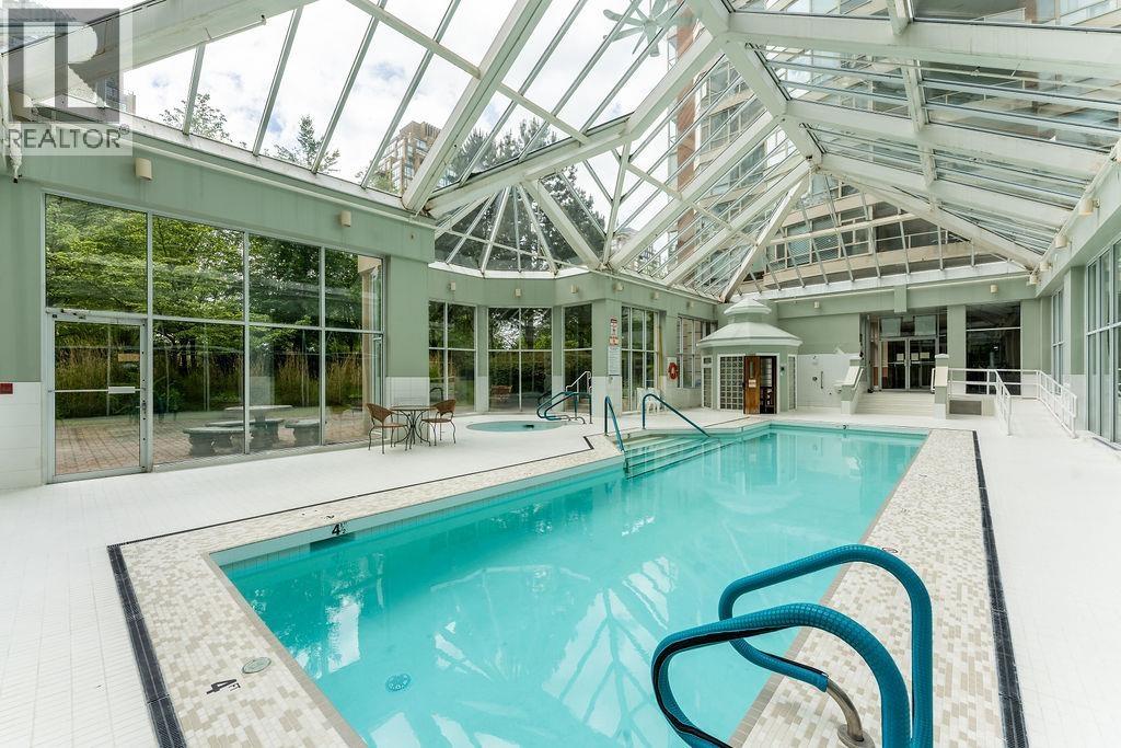 902 6838 Station Hill Drive, Burnaby, British Columbia  V3N 5A4 - Photo 6 - R3132945