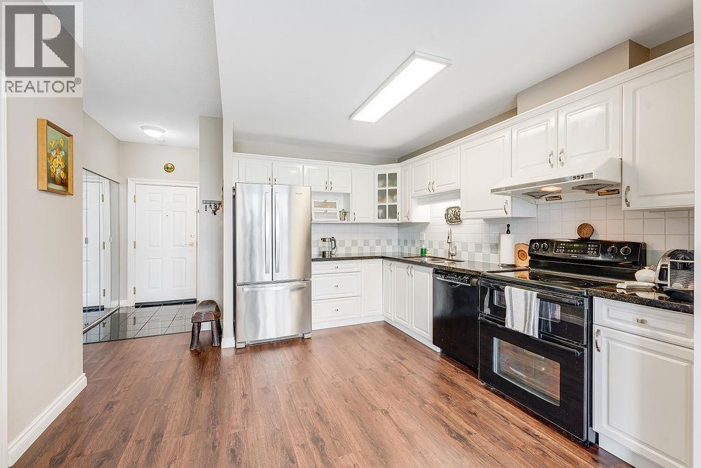 902 6838 Station Hill Drive, Burnaby, British Columbia  V3N 5A4 - Photo 13 - R3132945