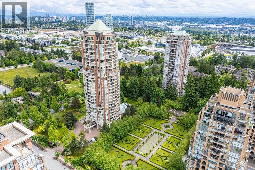 902 6838 STATION HILL DRIVE, Burnaby, British Columbia