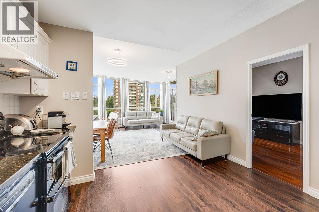 902 6838 Station Hill Drive, Burnaby, British Columbia  V3N 5A4 - Photo 12 - R3132945