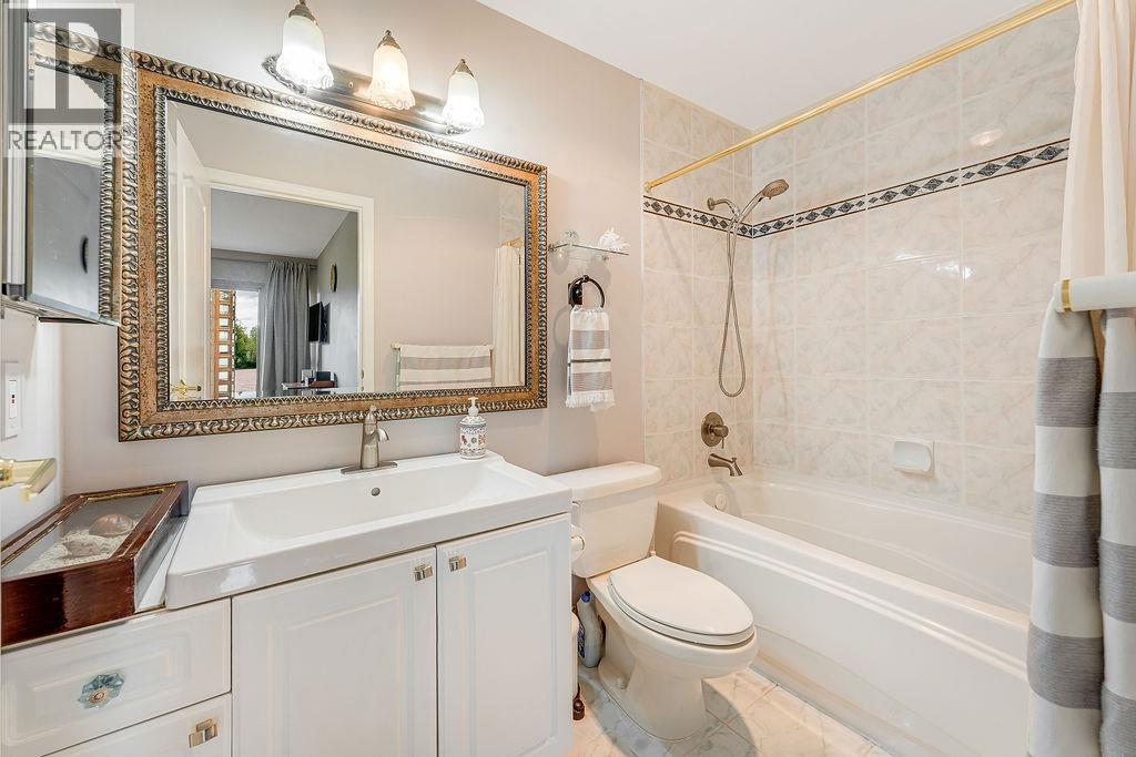 902 6838 Station Hill Drive, Burnaby, British Columbia  V3N 5A4 - Photo 23 - R3132945