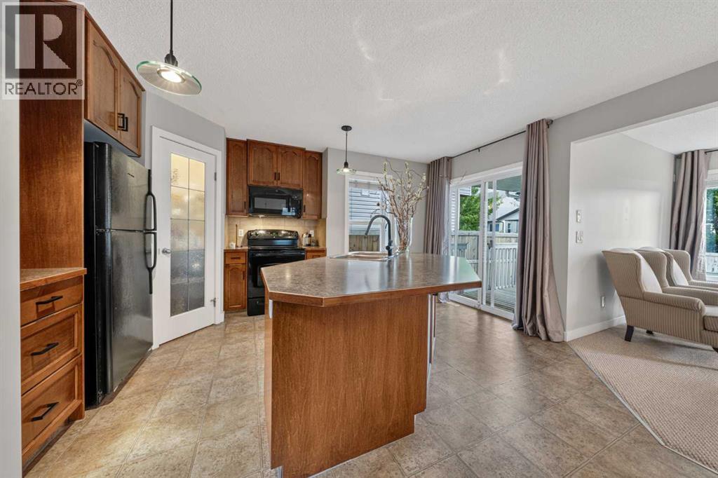 161 Everoak Gardens SW, Calgary, Alberta  T2Y 0C6 - Photo 8 - A2321313