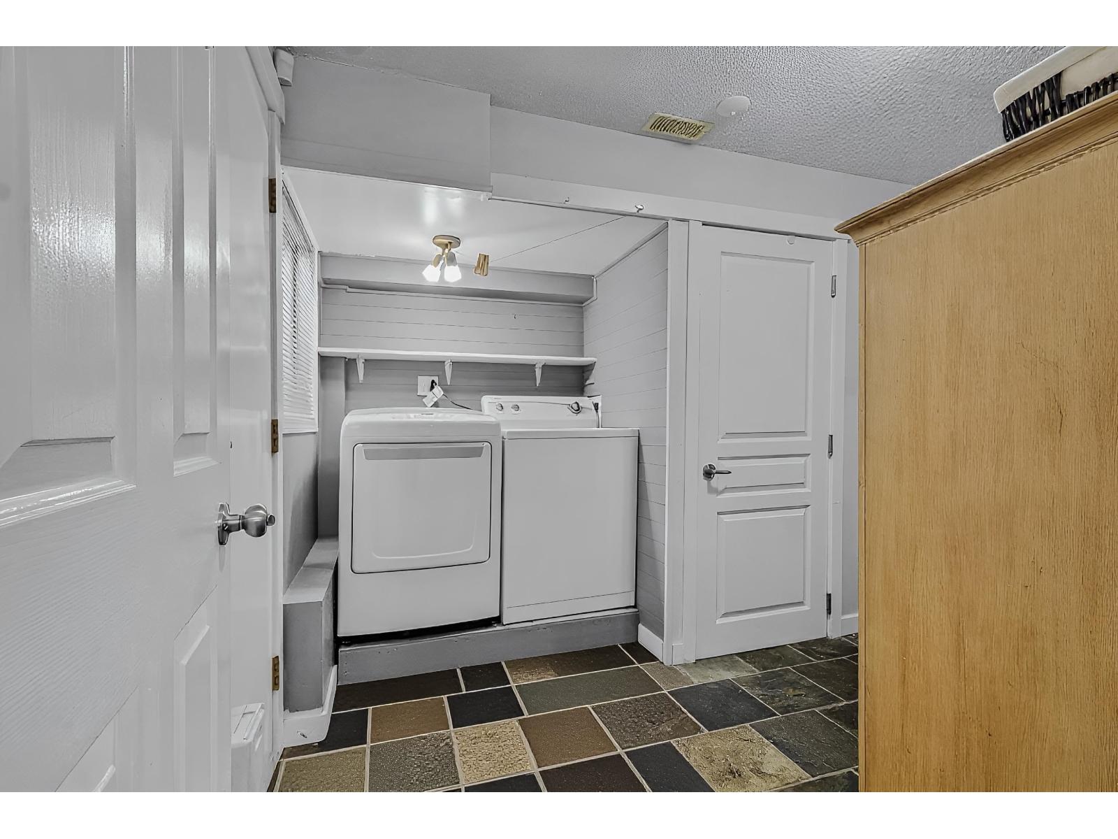 34981 Bernina Court, Abbotsford, British Columbia  V3G 1C2 - Photo 23 - R3154044