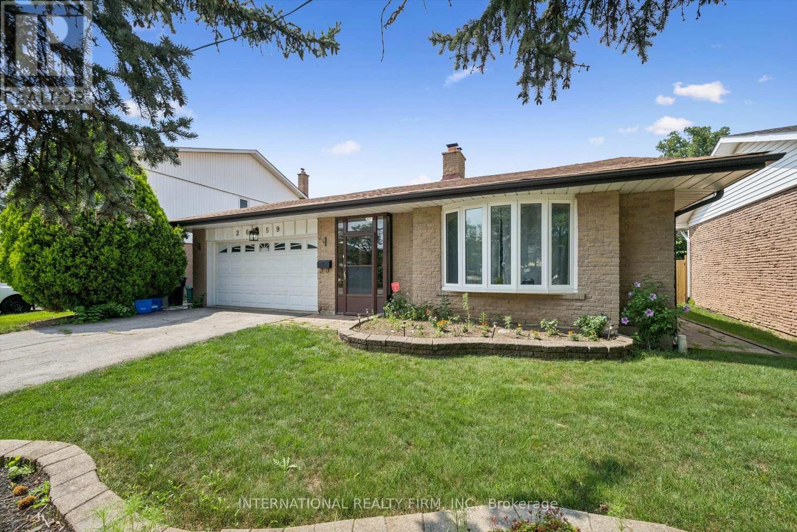 2659 Constable Road, Mississauga, Ontario  L5J 1W3 - Photo 2 - W13667108