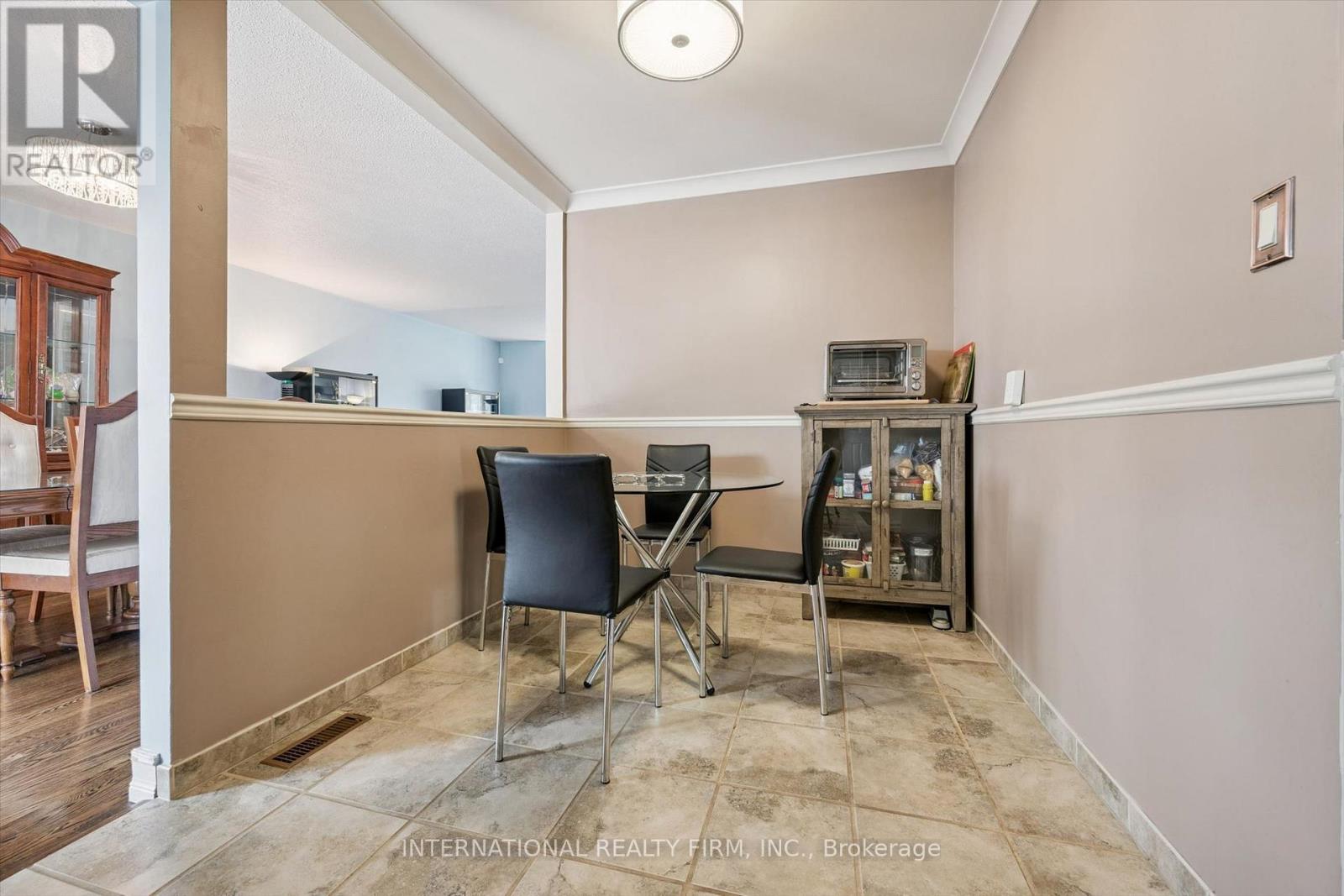 2659 Constable Road, Mississauga, Ontario  L5J 1W3 - Photo 9 - W13667108
