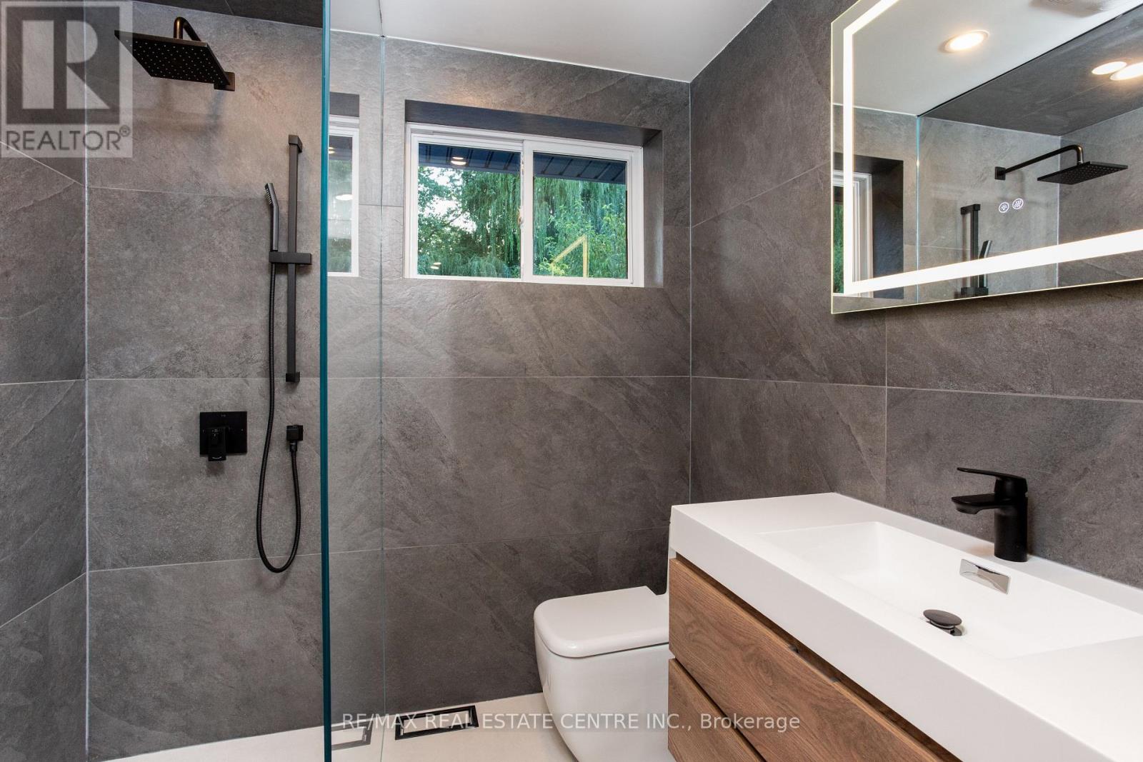 446 Willis Drive, Oakville, Ontario  L6L 4V5 - Photo 13 - W13667114