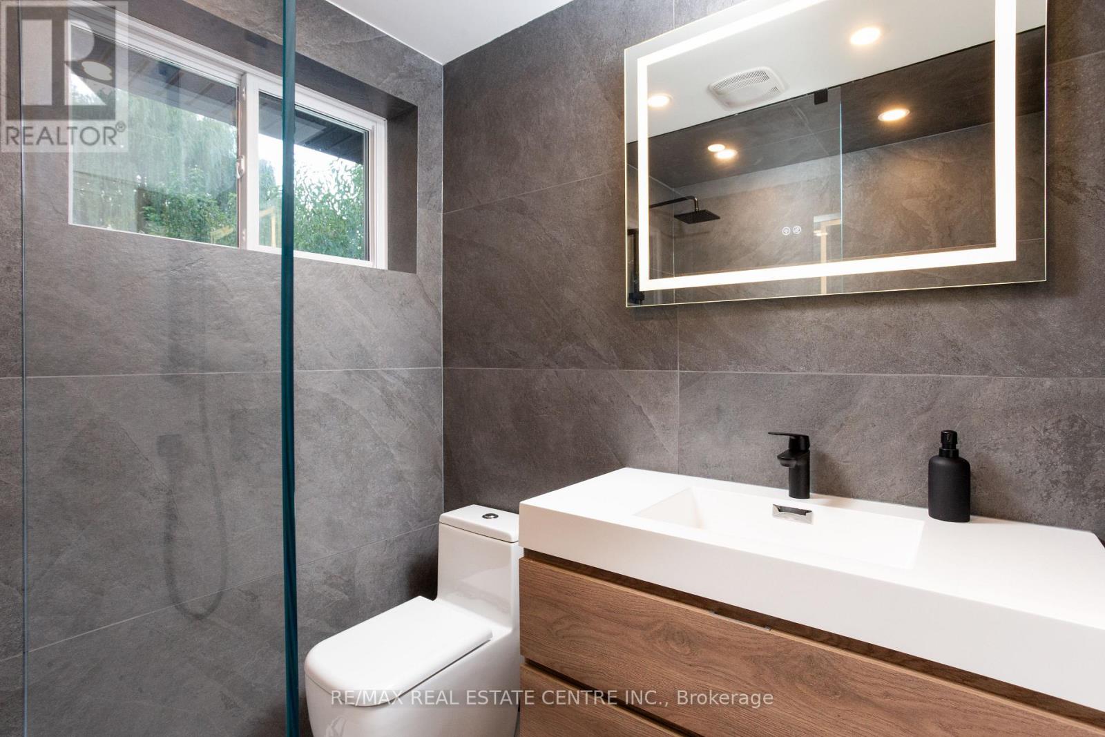 446 Willis Drive, Oakville, Ontario  L6L 4V5 - Photo 14 - W13667114