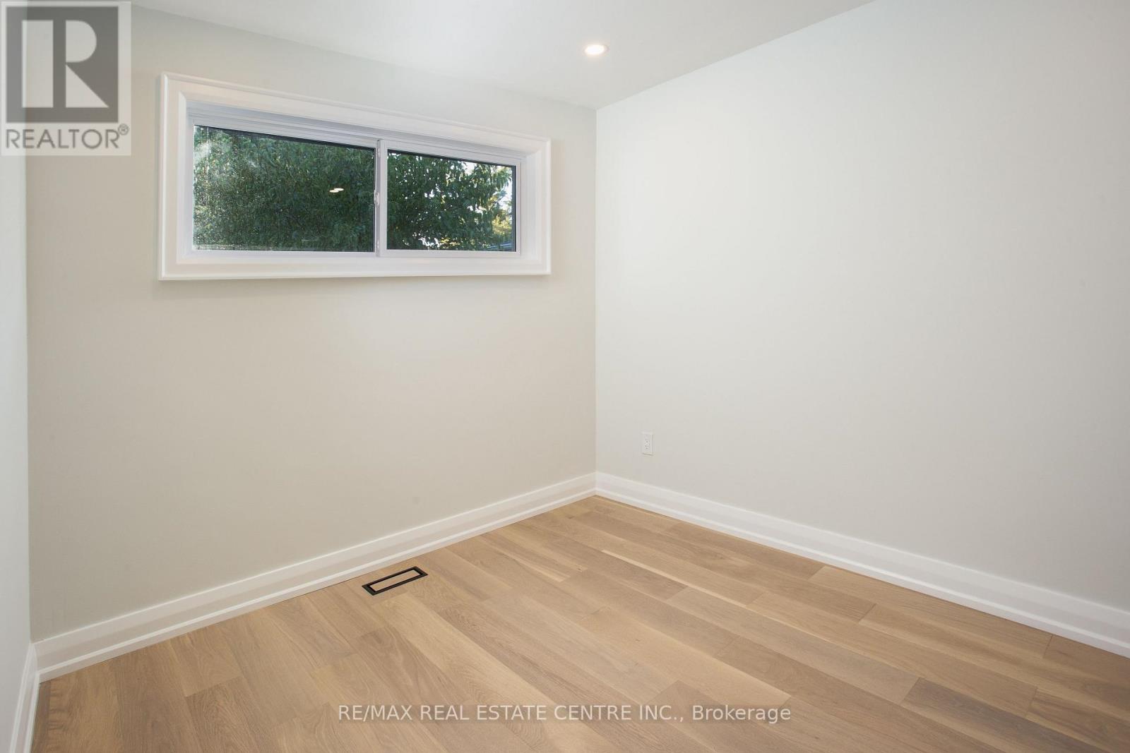 446 Willis Drive, Oakville, Ontario  L6L 4V5 - Photo 20 - W13667114