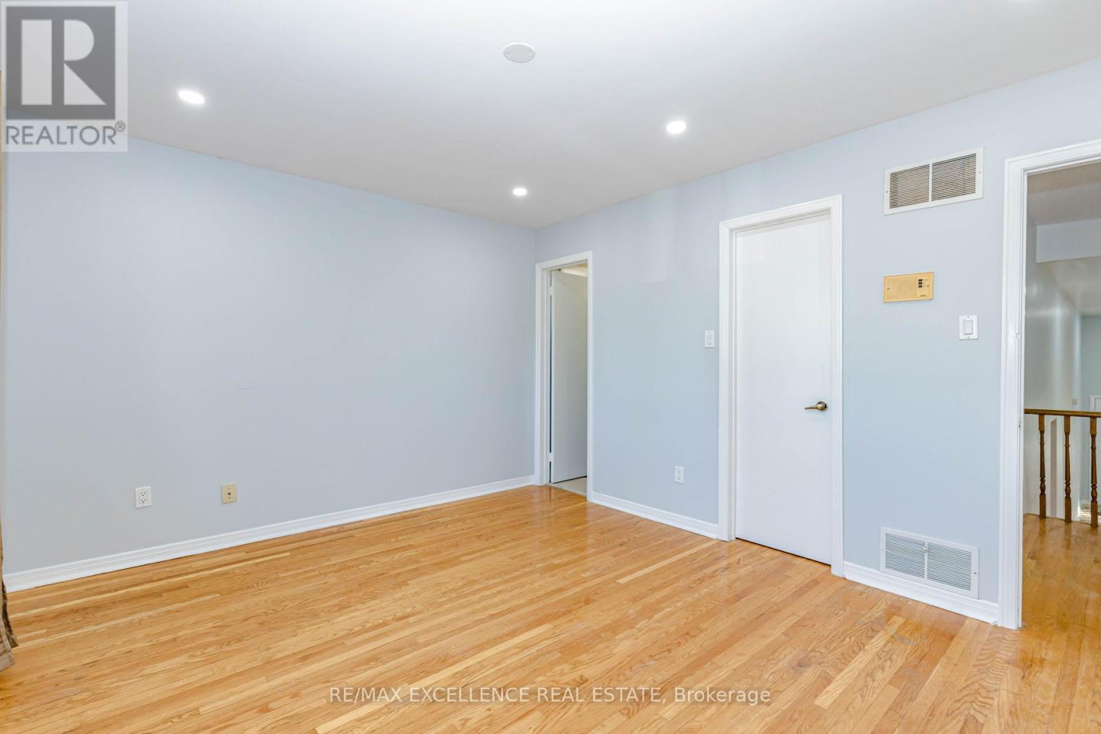 15 Maidstone Crescent, Brampton, Ontario  L6S 2Z4 - Photo 14 - W13667132