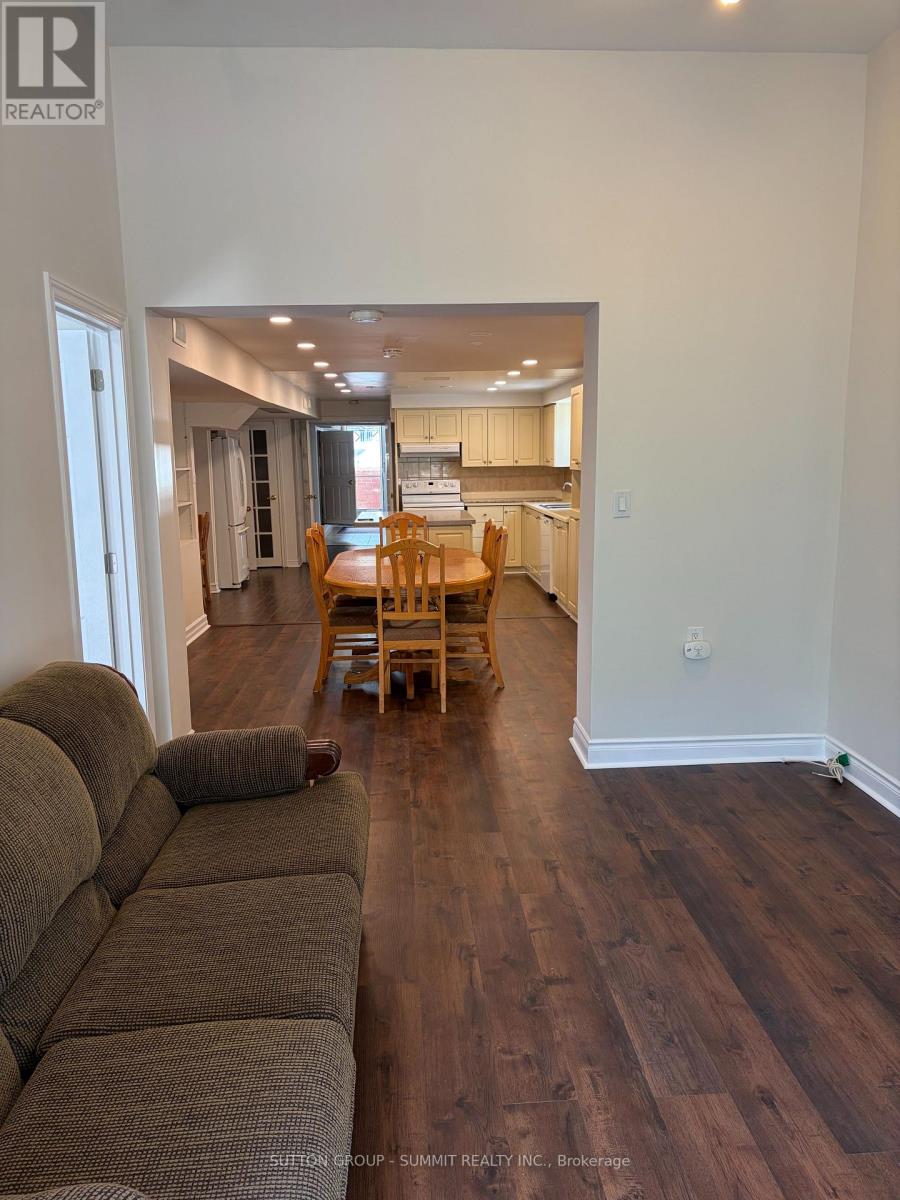 Lower Level Only - 3227 Trisha Downs, Mississauga, Ontario  L5A 2A6 - Photo 9 - W13666754