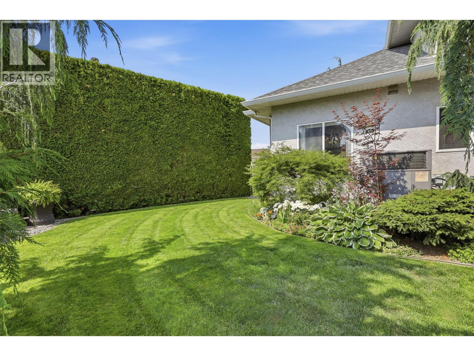 906 Invermere Court, Kamloops, British Columbia  V2B 7T4 - Photo 27 - 10394798