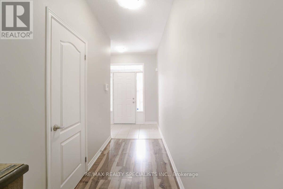 70 Bradbury Road, Hamilton, Ontario L8J 2V7 - Photo 5 - X13667146