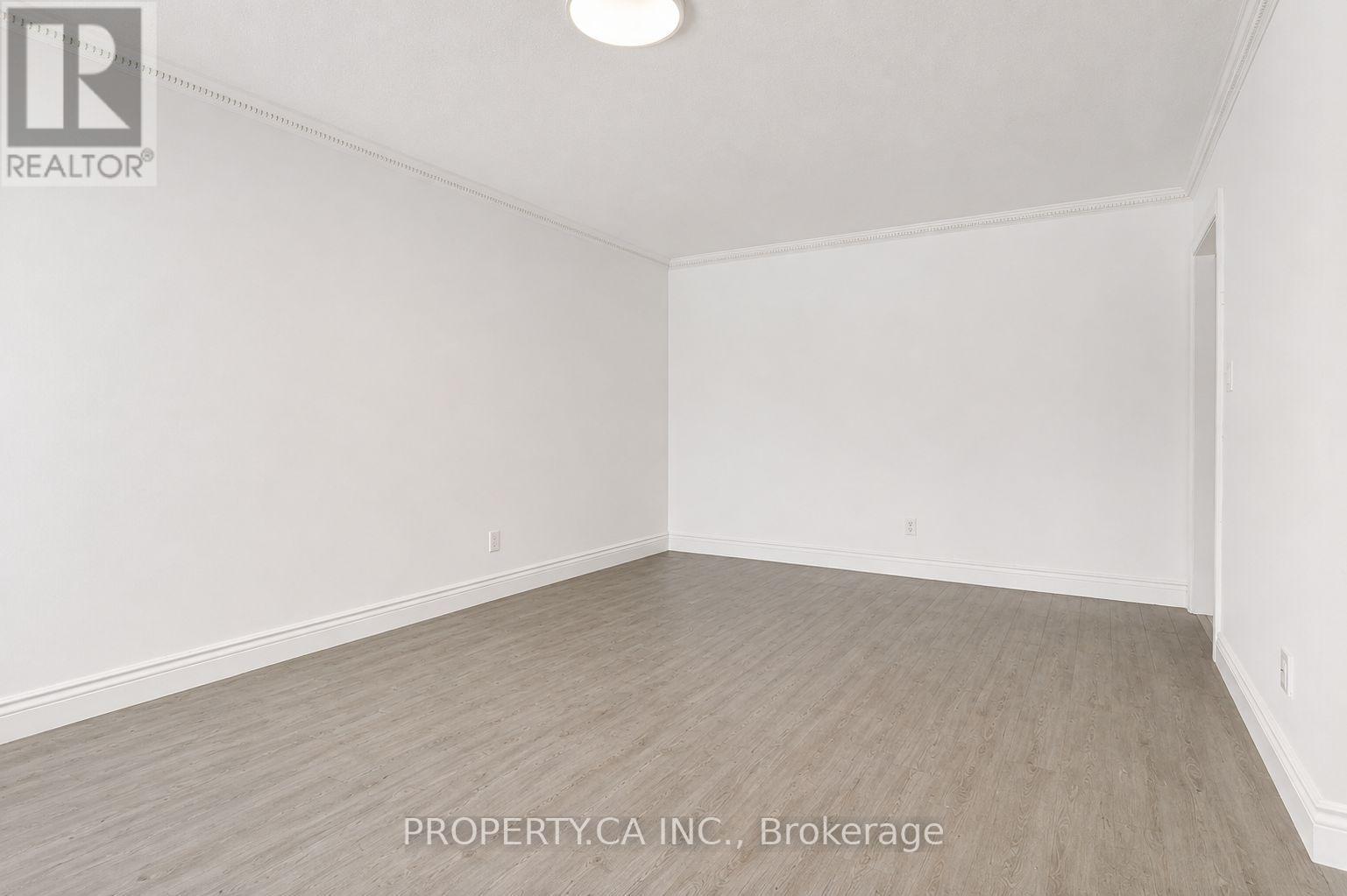 Upper - 71 Highpark Avenue, Kitchener, Ontario  N2C 2C3 - Photo 6 - X13667198