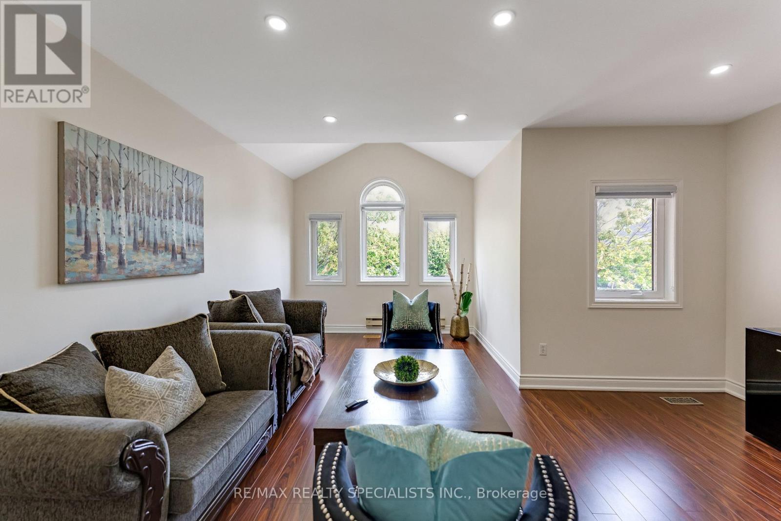 63 Blue Spruce Street, Brampton, Ontario  L6R 1C4 - Photo 14 - W13663568