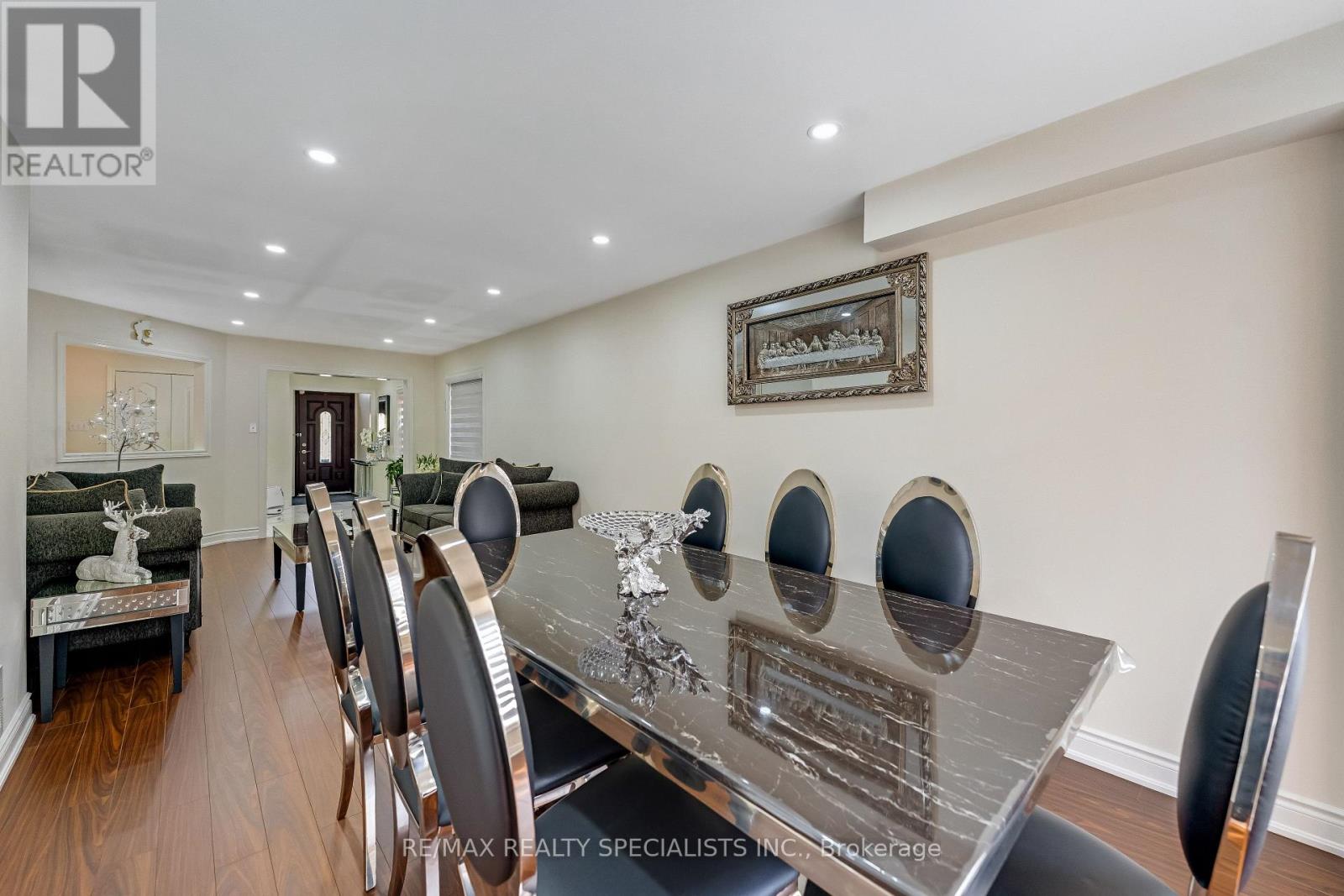 63 Blue Spruce Street, Brampton, Ontario  L6R 1C4 - Photo 7 - W13663568