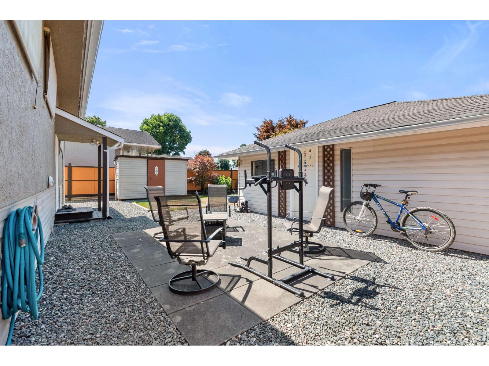 9863 Candow Street, Chilliwack Proper West, Chilliwack, British Columbia  V2P 4K5 - Photo 6 - R3154760