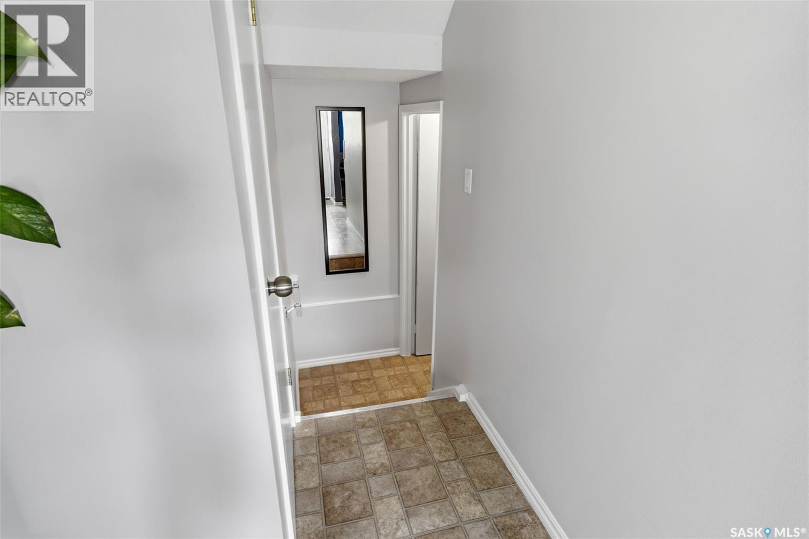 4168 Castle Road, Regina, Saskatchewan  S4S 4T2 - Photo 24 - SK045358
