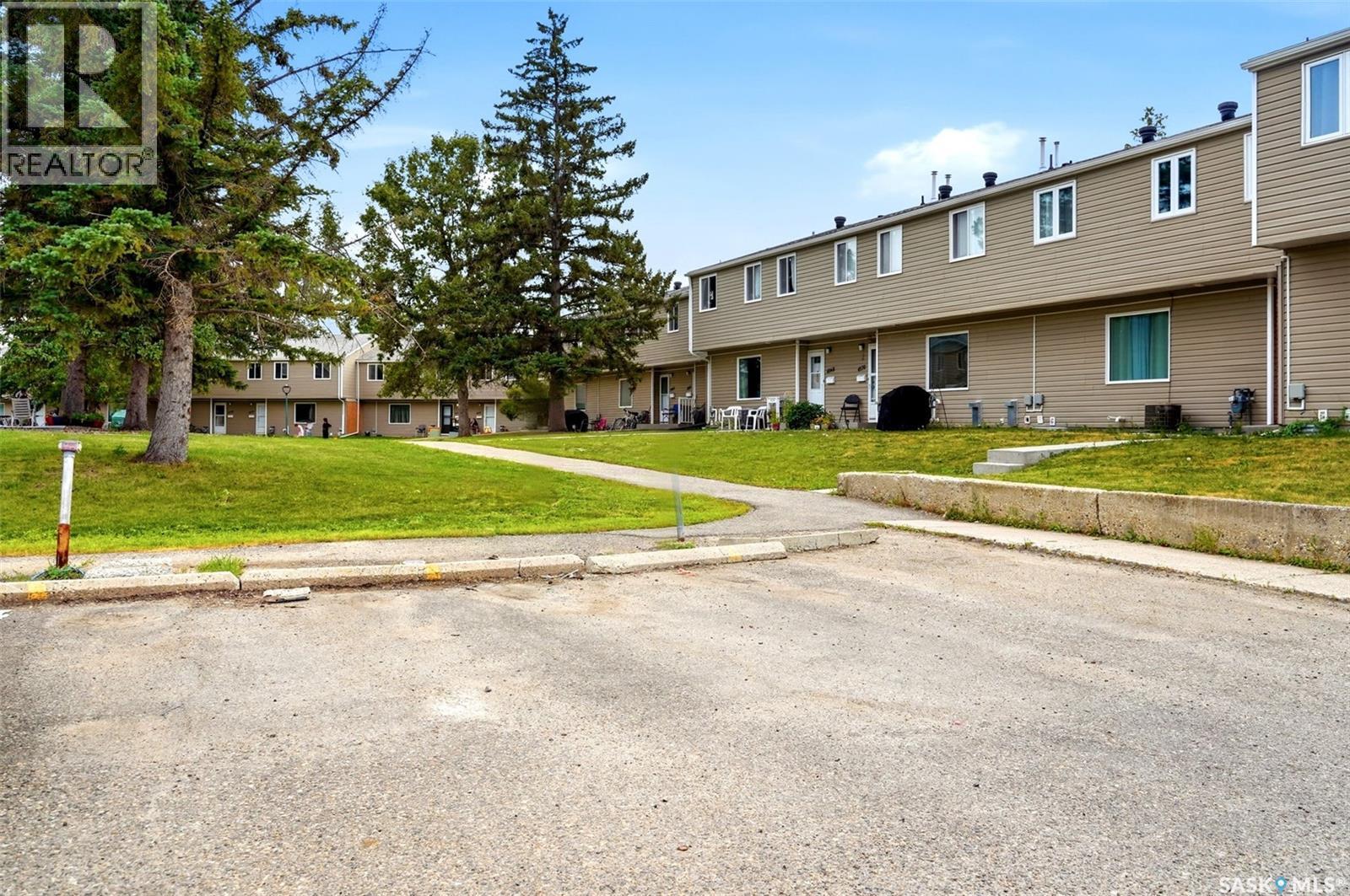4168 Castle Road, Regina, Saskatchewan  S4S 4T2 - Photo 33 - SK045358