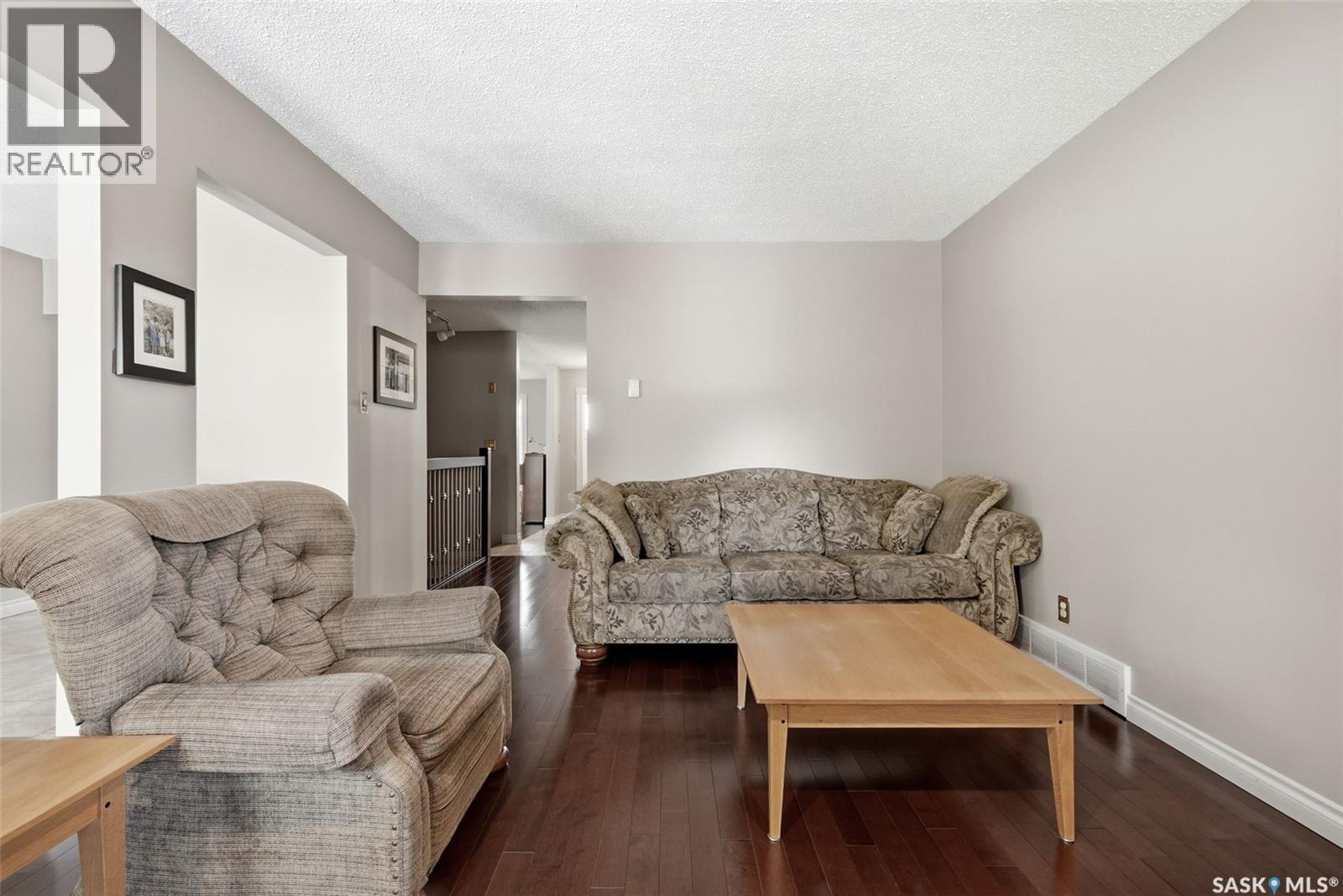 2118 Elderkin Drive E, Regina, Saskatchewan  S4V 1N7 - Photo 15 - SK045356