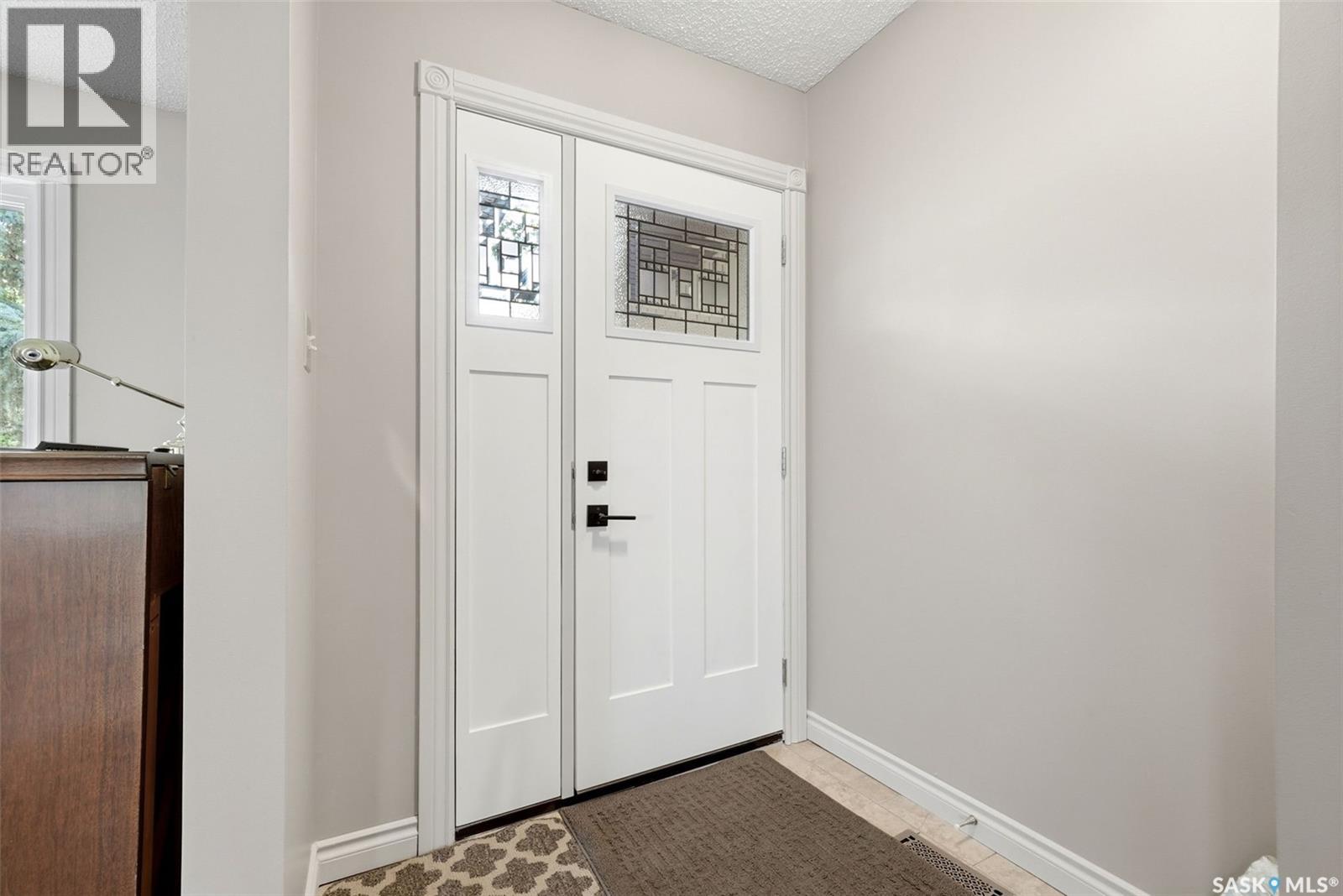2118 Elderkin Drive E, Regina, Saskatchewan  S4V 1N7 - Photo 3 - SK045356