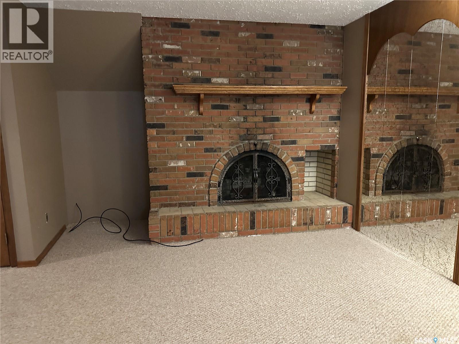 815 Douglas Road, Weyburn, Saskatchewan  S4H 2M9 - Photo 33 - SK045257