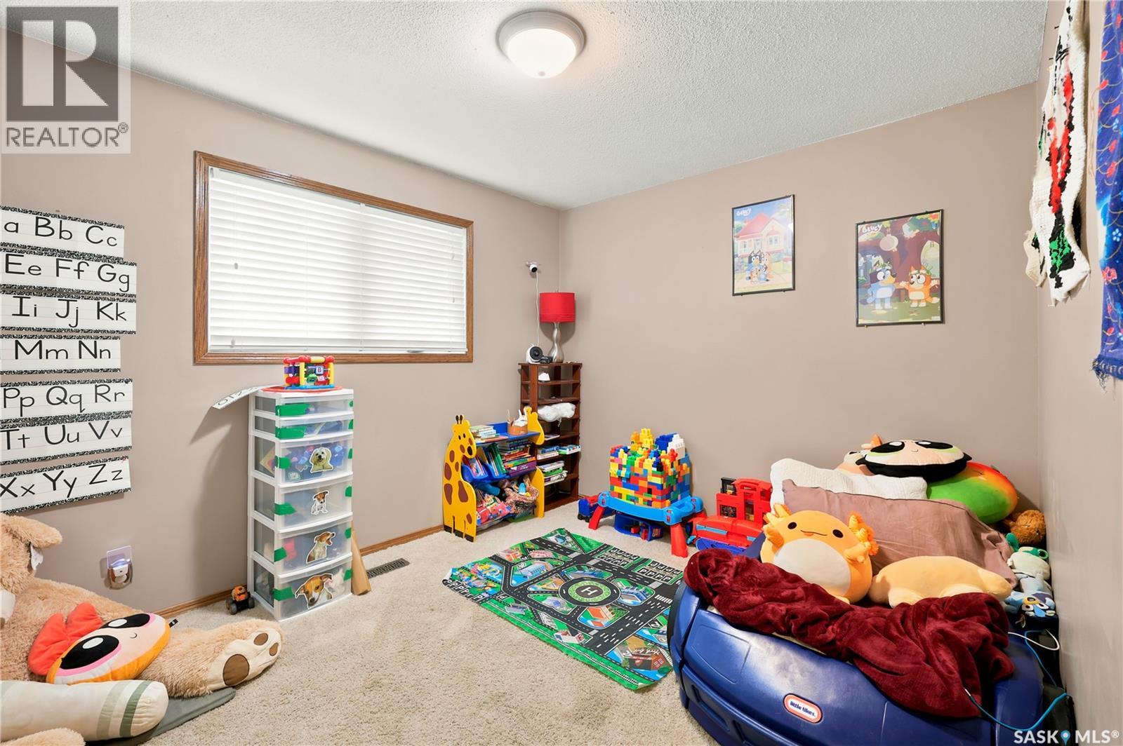 1434 Hochelaga Street W, Moose Jaw, Saskatchewan  S6H 6G5 - Photo 10 - SK045214