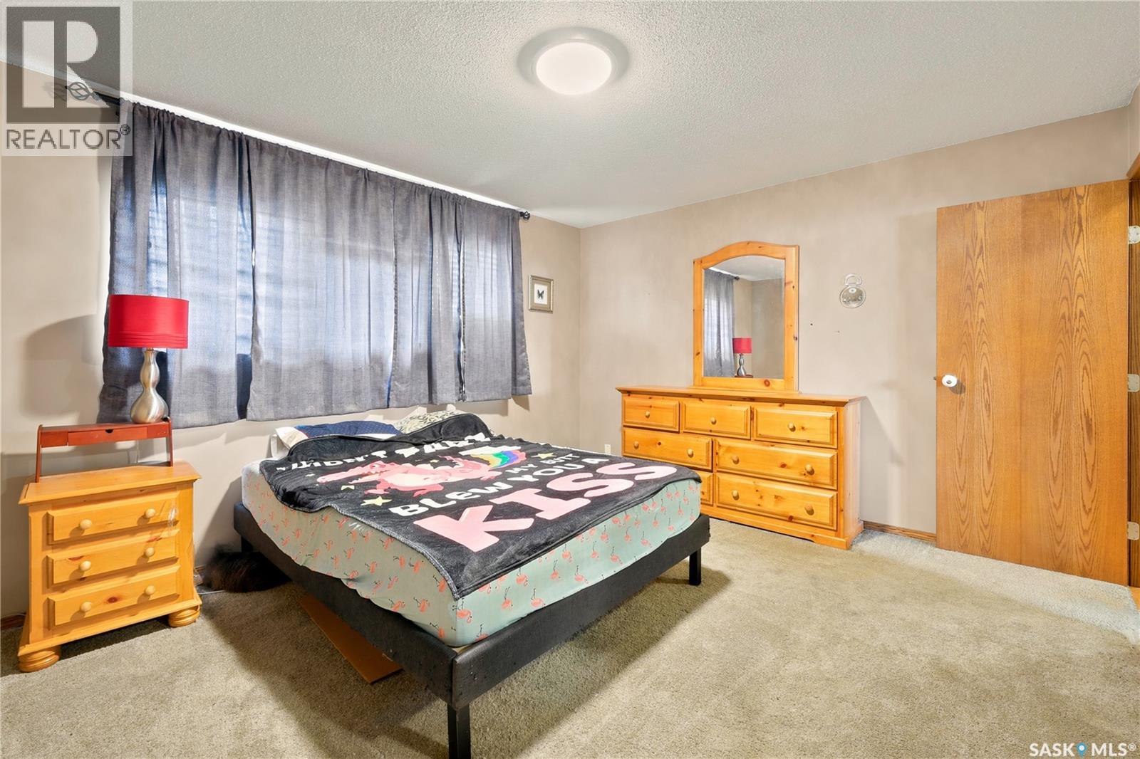 1434 Hochelaga Street W, Moose Jaw, Saskatchewan  S6H 6G5 - Photo 8 - SK045214