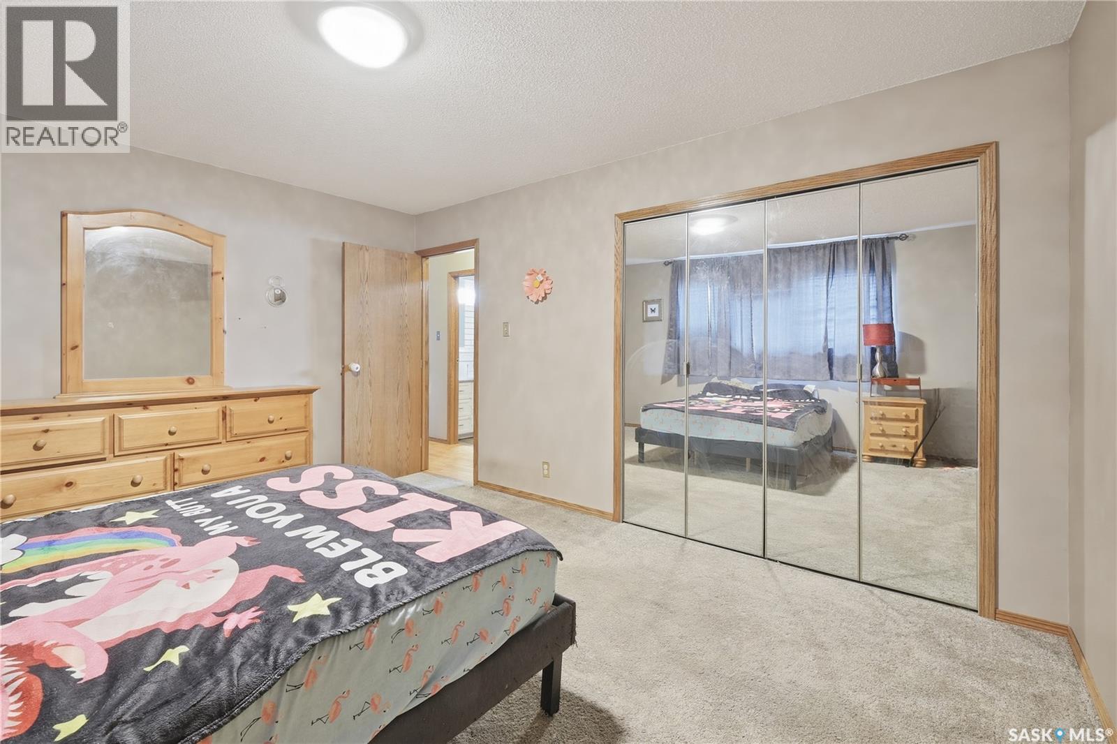 1434 Hochelaga Street W, Moose Jaw, Saskatchewan  S6H 6G5 - Photo 9 - SK045214
