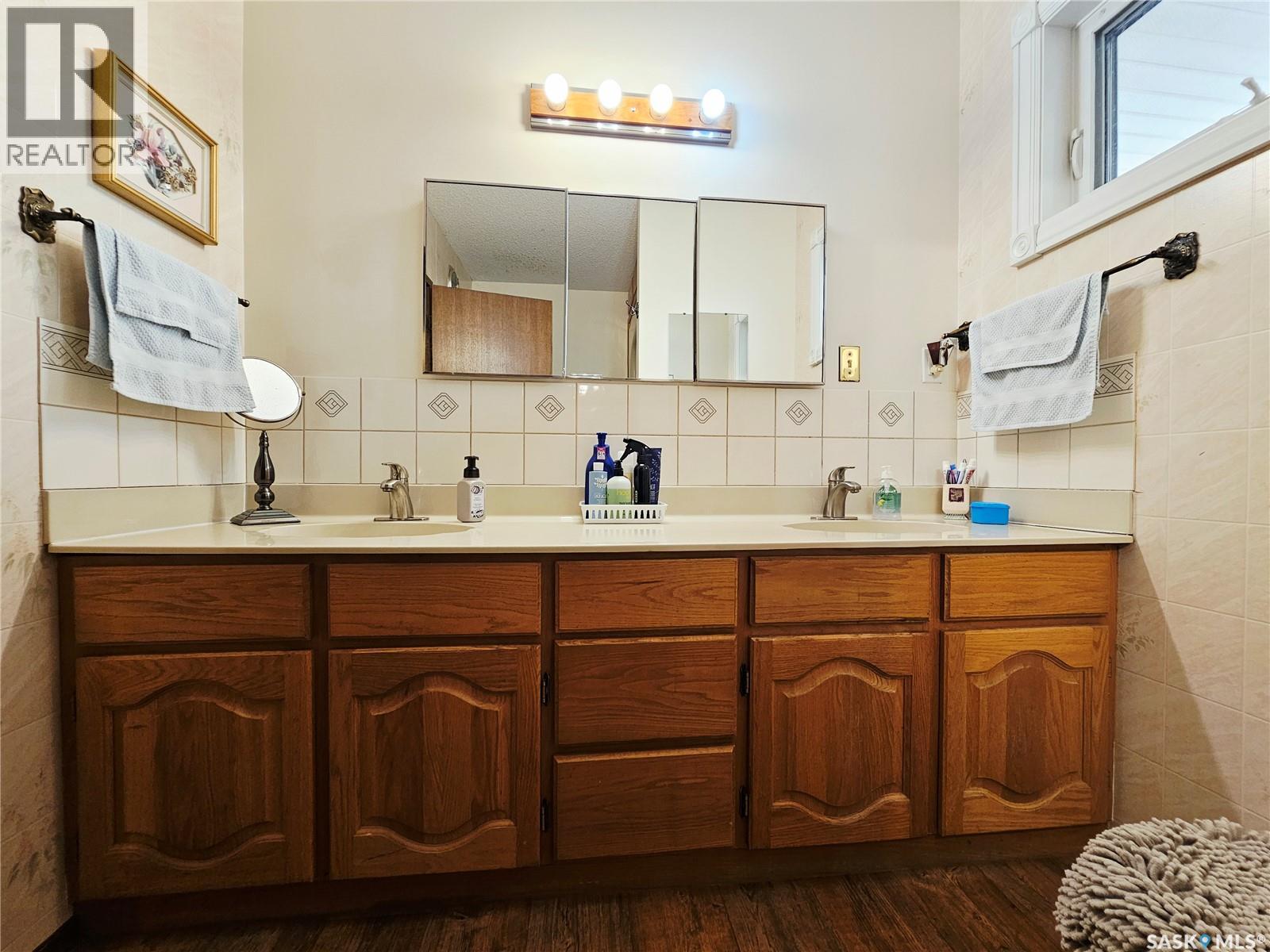 15686 9 Highway, Good Lake Rm No. 274, Saskatchewan  S0A 0L0 - Photo 42 - SK044236