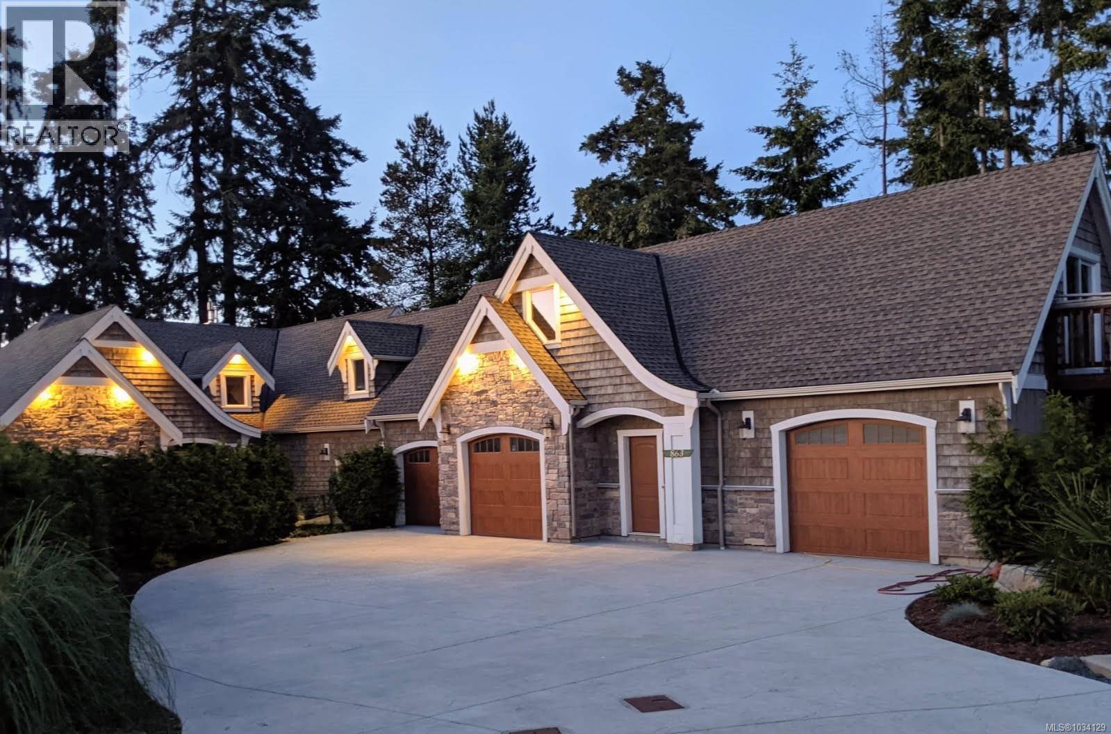 863 Cavin Rd, French Creek, British Columbia  V9P 1Z9 - Photo 3 - 1034129