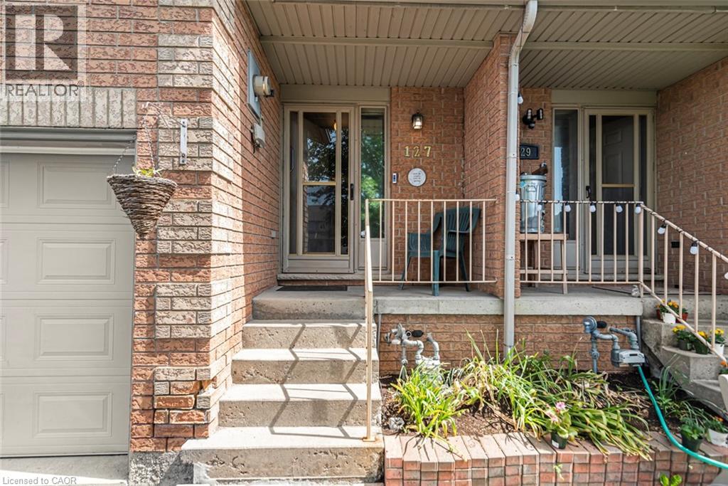 127 Terni Boulevard, Hamilton, Ontario  L8W 3W4 - Photo 3 - 40851098
