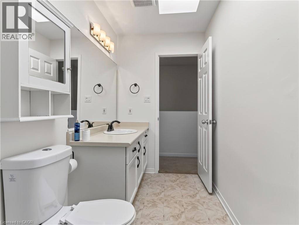 211 Morton Street, Thorold, Ontario  L2V 1C8 - Photo 22 - 40855341