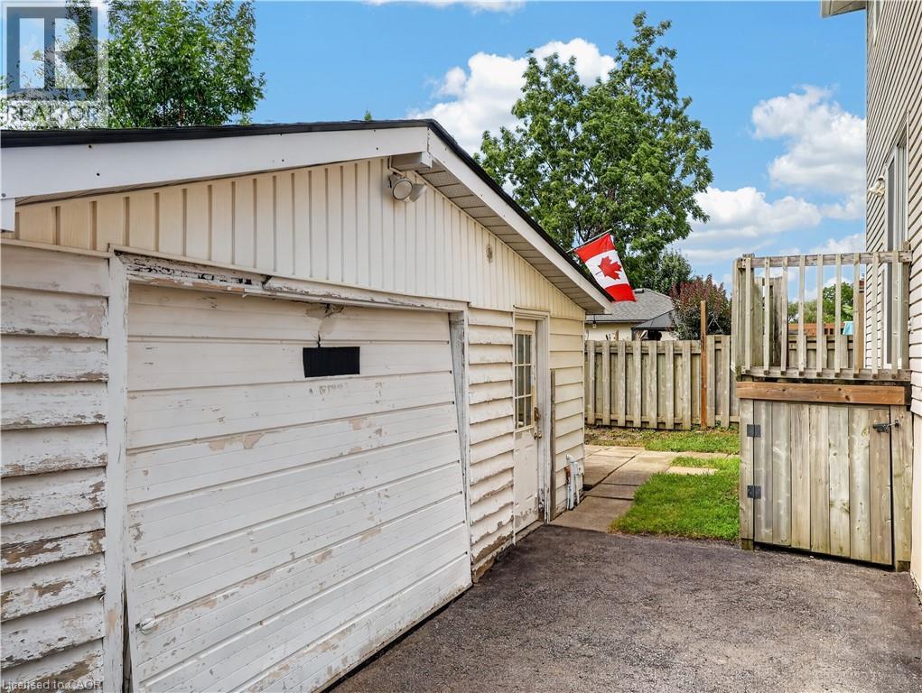 211 Morton Street, Thorold, Ontario  L2V 1C8 - Photo 37 - 40855341