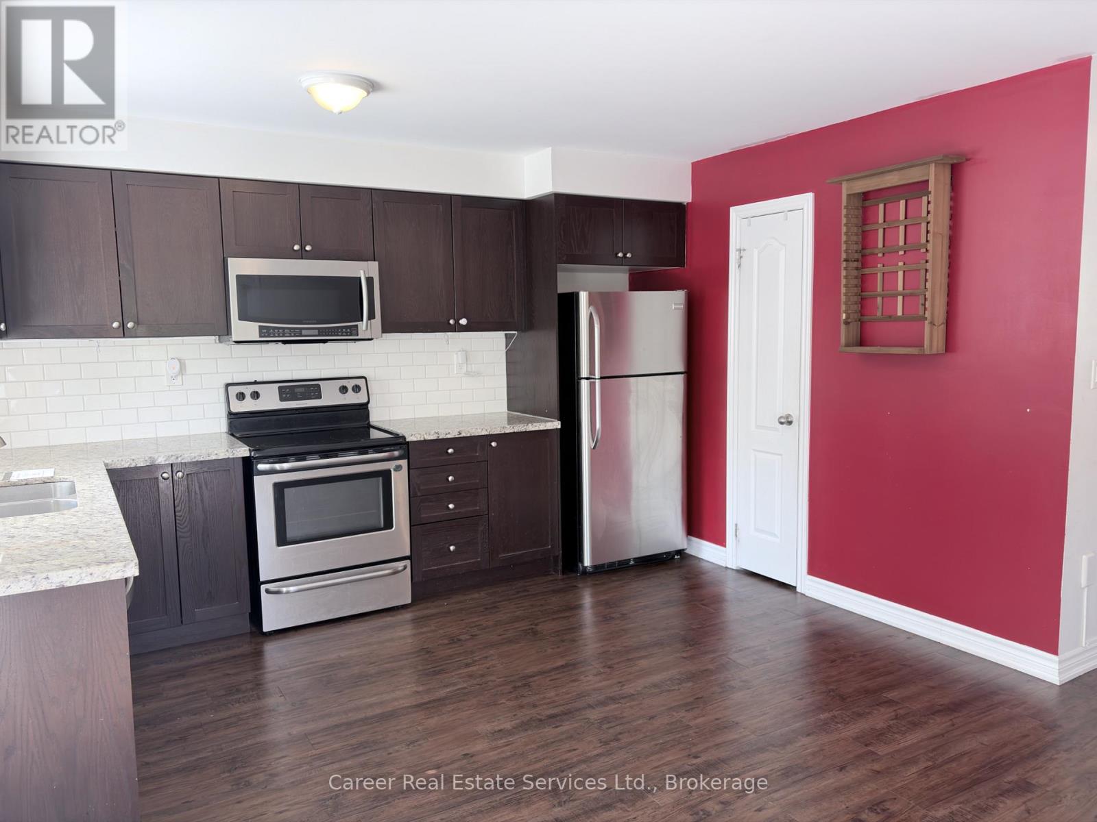 7 Ken Bromley Lane, Clarington, Ontario L1C 0S4 - Photo 6 - E13606742