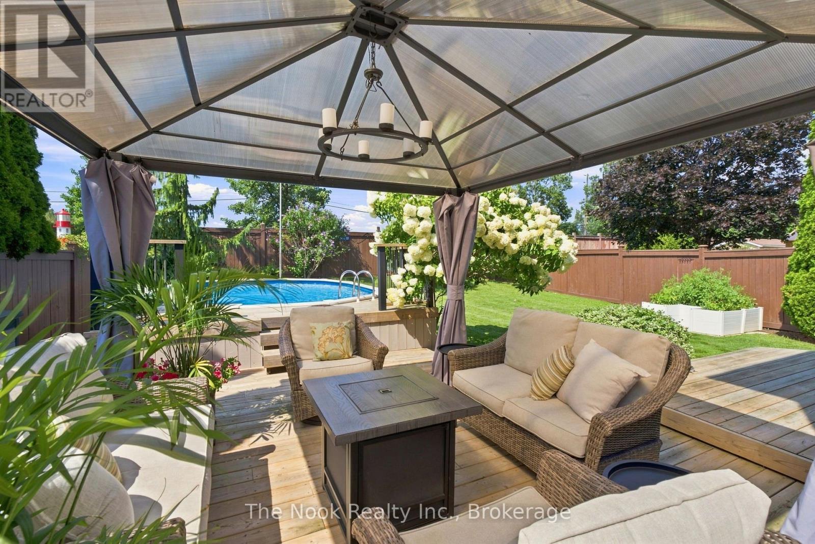 41 Dopp Crescent, Whitby, Ontario  L1M 2E5 - Photo 45 - E13667308