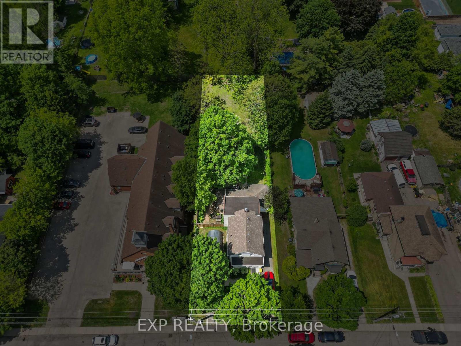 29 Winniett Street, Woodstock, Ontario  N4S 5Z4 - Photo 2 - X13667314