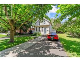 29 WINNIETT STREET, Woodstock, Ontario