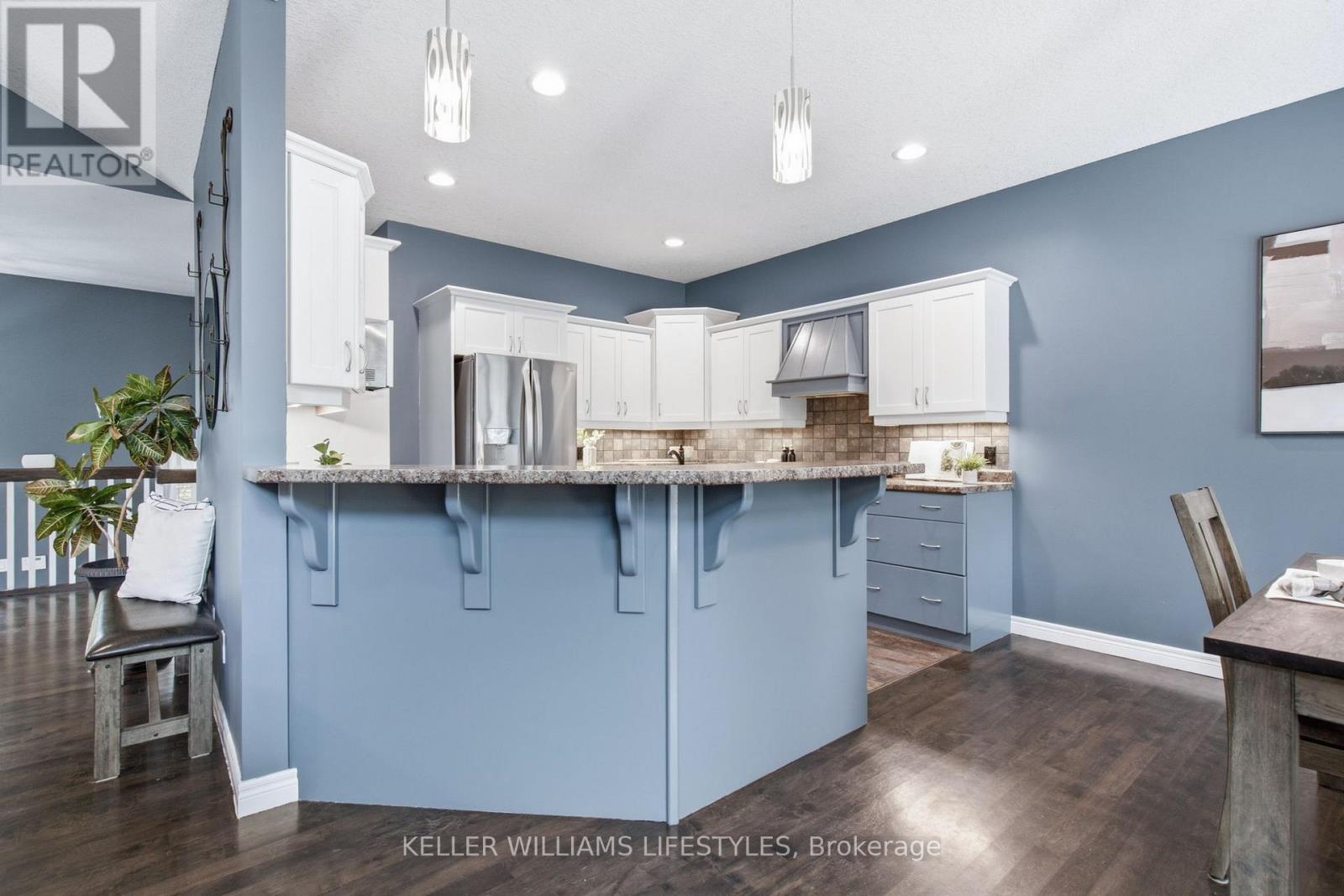 553 Juliana Drive, Strathroy-Caradoc, Ontario  N0L 1W0 - Photo 9 - X13667396