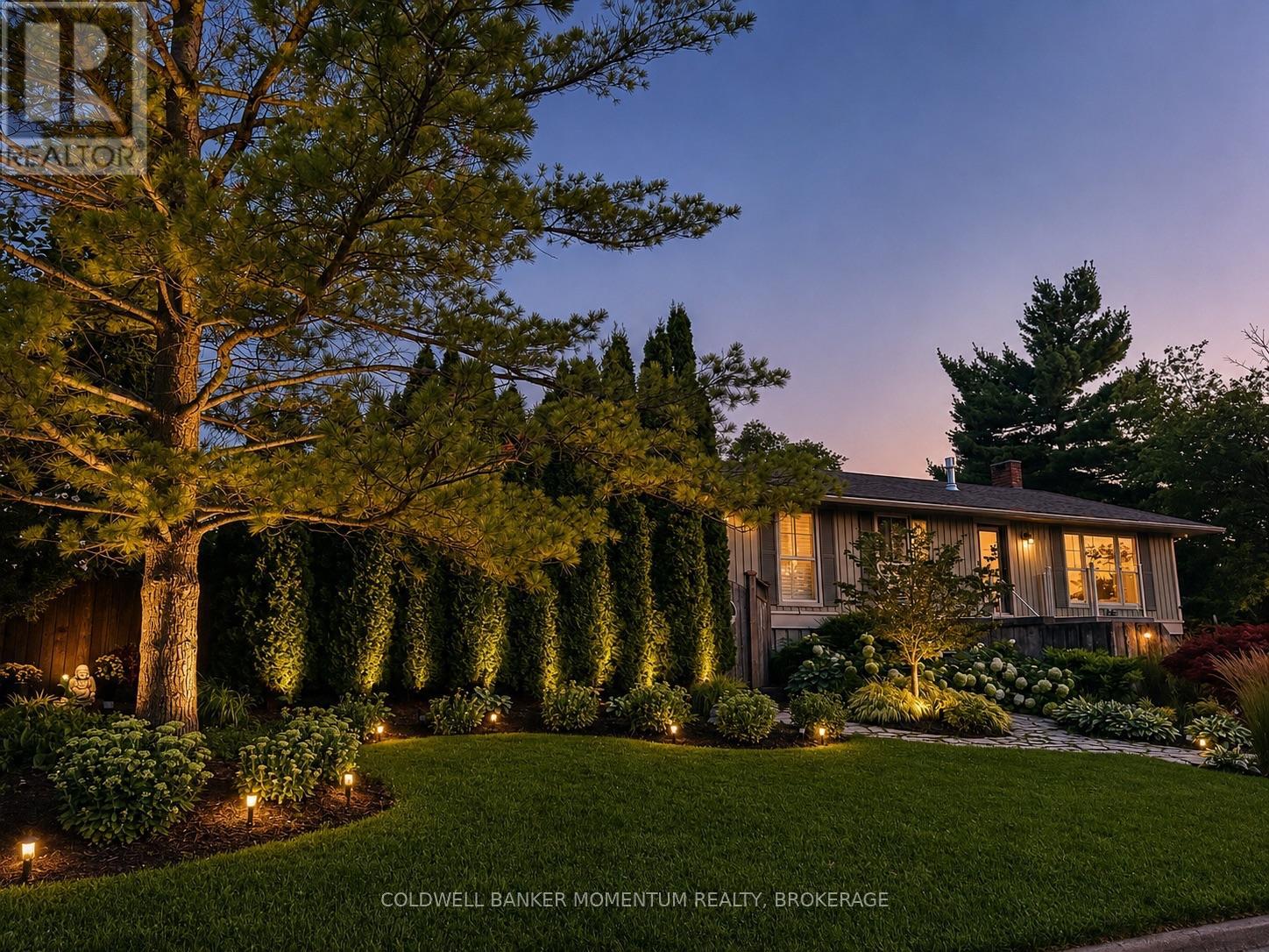 15 The Cedars, St. Catharines, Ontario L2M 6M7 - Photo 2 - X13667004