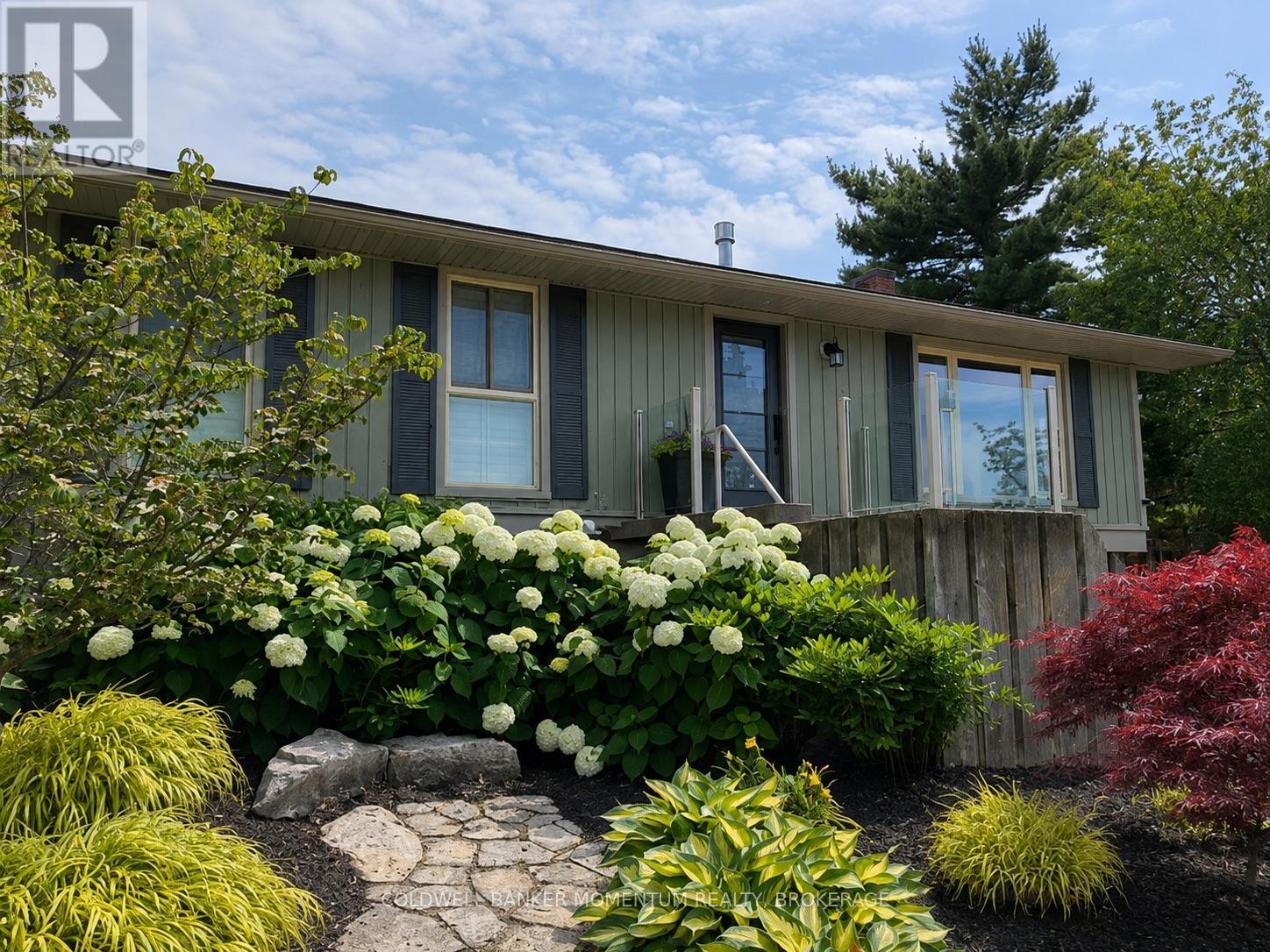 15 The Cedars, St. Catharines, Ontario L2M 6M7 - Photo 4 - X13667004