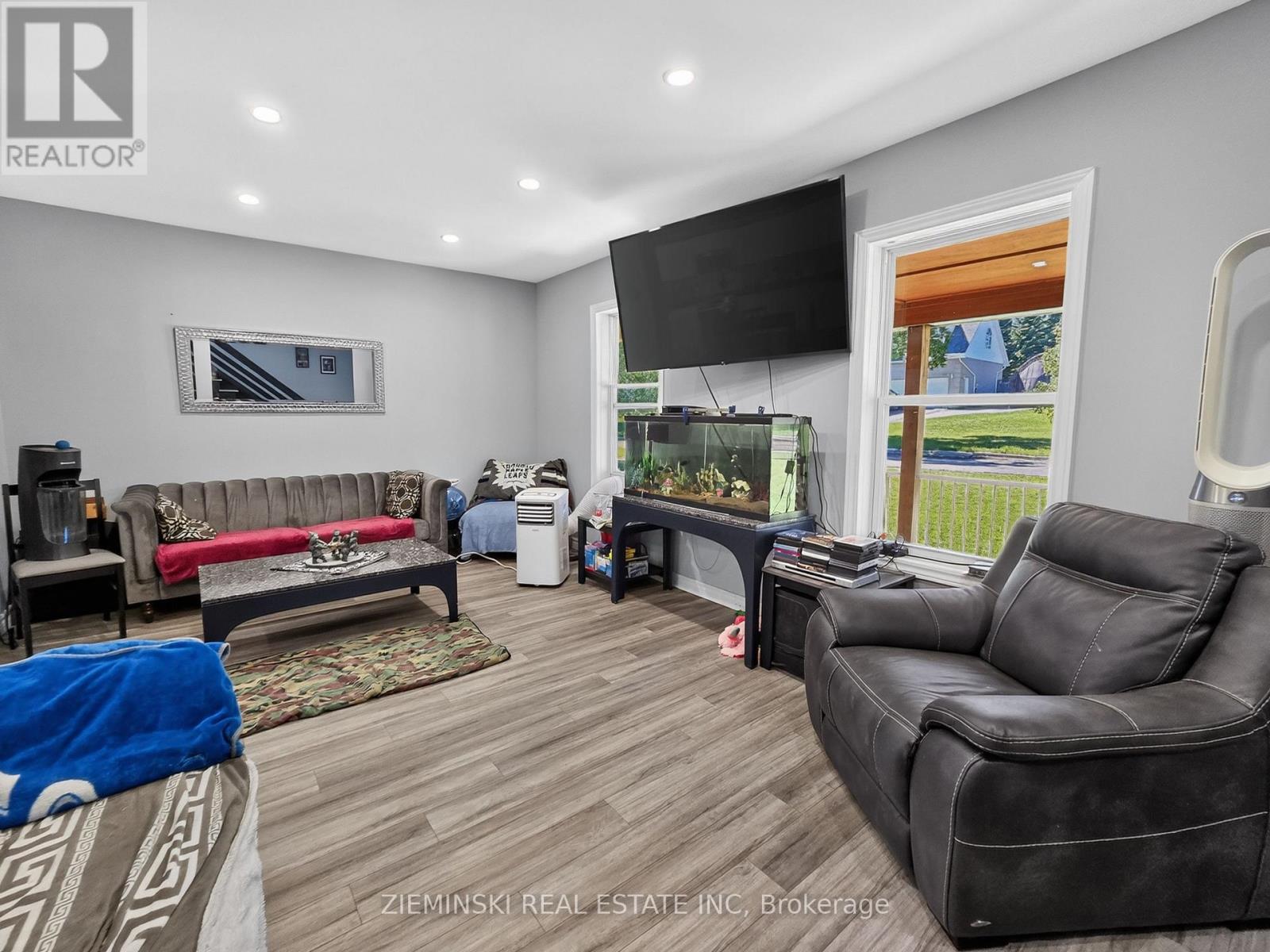 137 Cambridge Avenue, Iroquois Falls, Ontario  P0K 1E0 - Photo 10 - T13667296