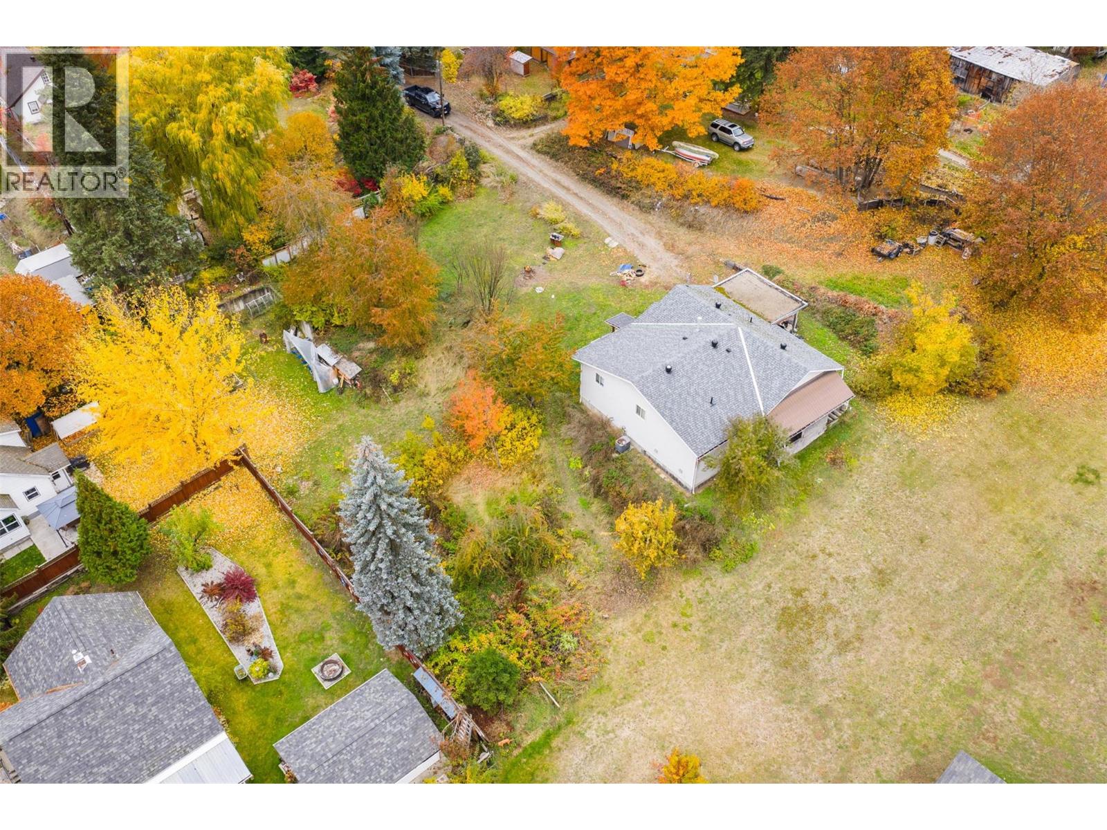 1976 Watson Lane, Fruitvale, British Columbia  V0G 1L1 - Photo 38 - 10367081
