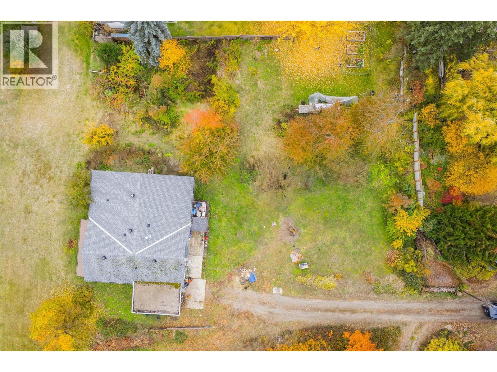 1976 Watson Lane, Fruitvale, British Columbia  V0G 1L1 - Photo 37 - 10367081