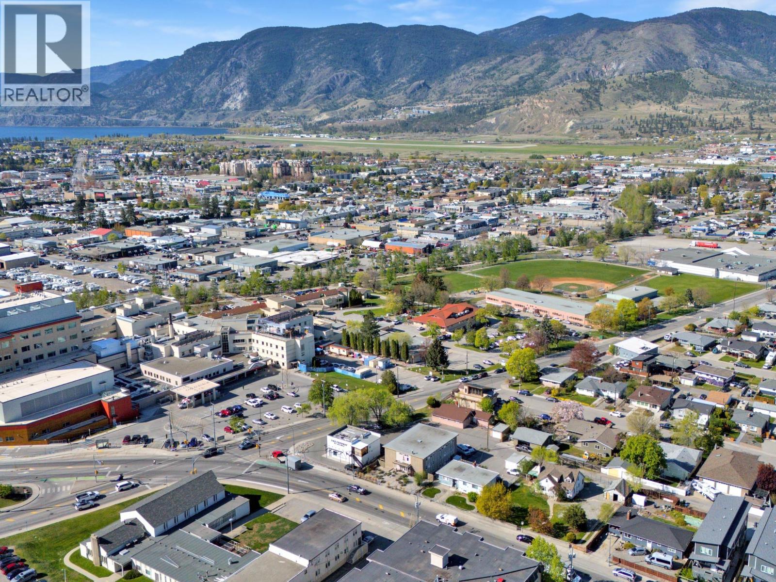 1471 & 1473 Government Street, Penticton, British Columbia  V2A 4V9 - Photo 12 - 10390323
