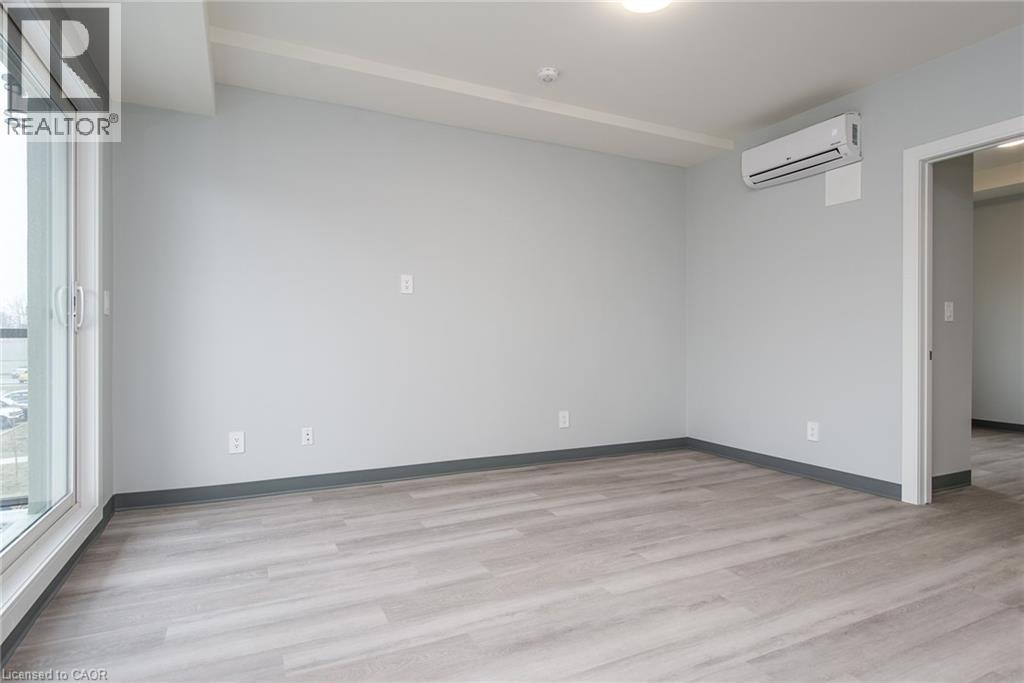 10 Queen Street Unit# 202, St. Thomas, Ontario  N5R 3H8 - Photo 13 - 40836828