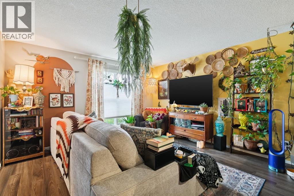 316 Chaparral Valley Square SE, Calgary, Alberta  T2X 0T5 - Photo 7 - A2336644