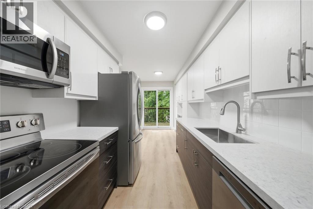 2155 Duncaster Drive Unit# 2, Burlington, Ontario  L7P 4R3 - Photo 12 - 40837903